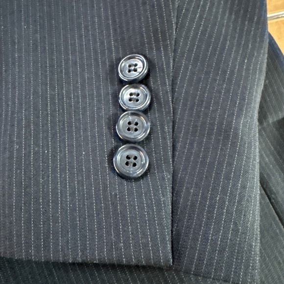 JOS A BANK 100% Wool Navy Blue Pin Stripe Sport Coat Sz 44R Blazer Jacket - Picture 2 of 11